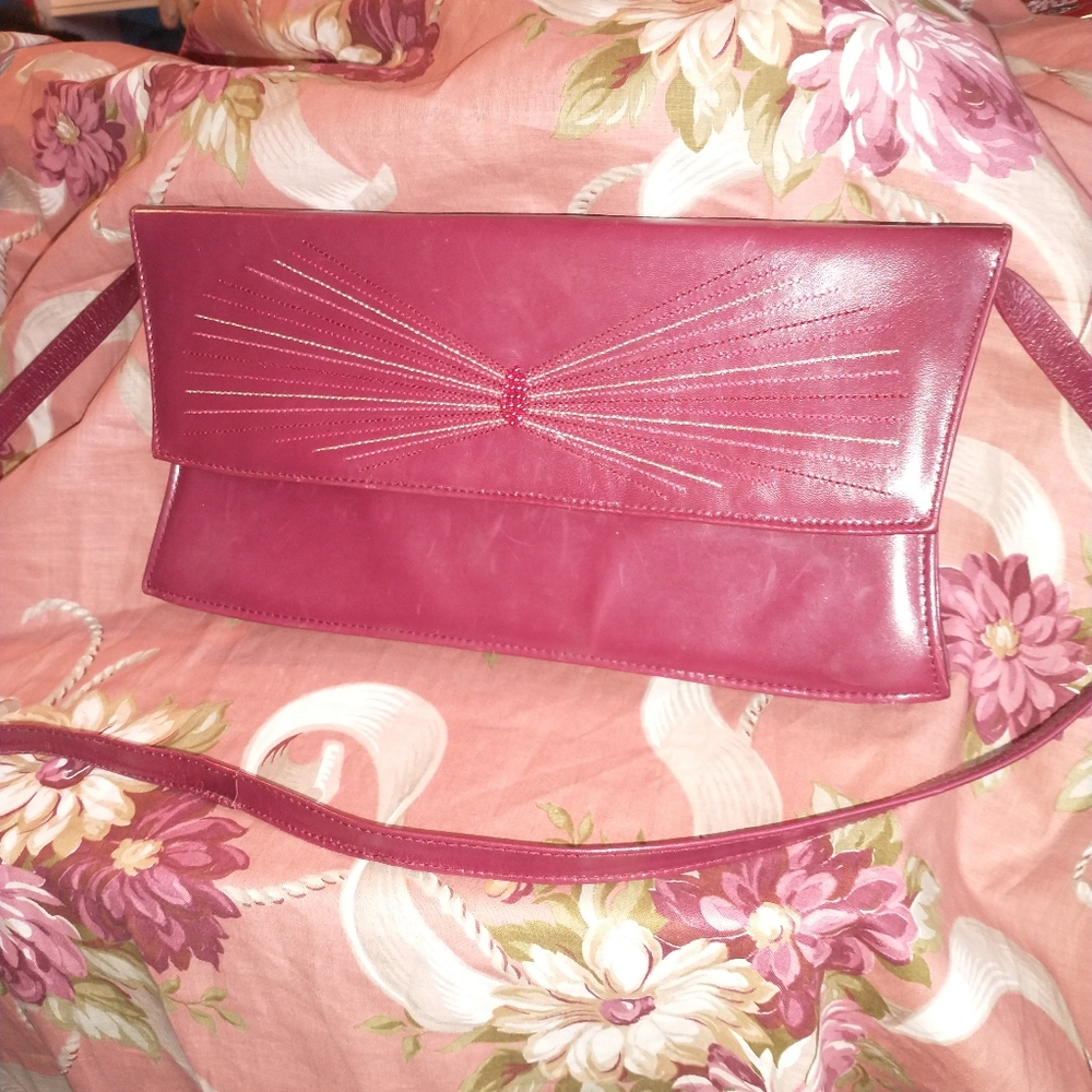 LOVELY DESIREE BRAND CLUTCH PURSE MADE IN SPAIN.